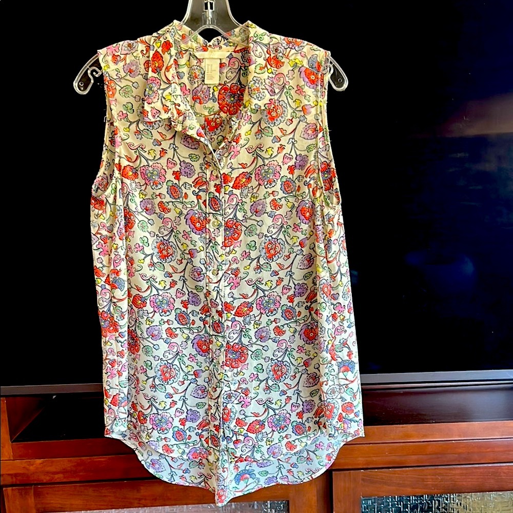 H&M White Pink Sleeveless Notched Collar Blouse